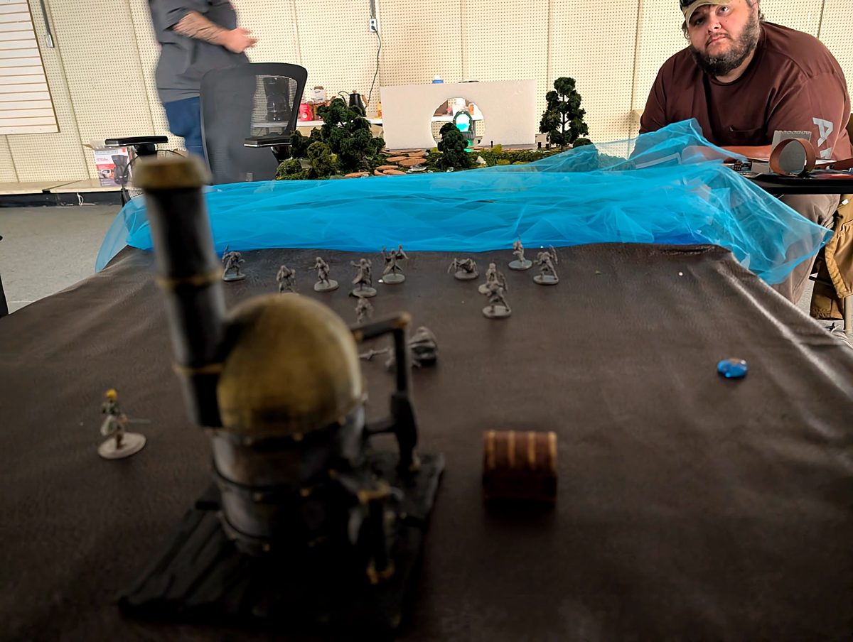 A steampunk boiler waits on the battlefield